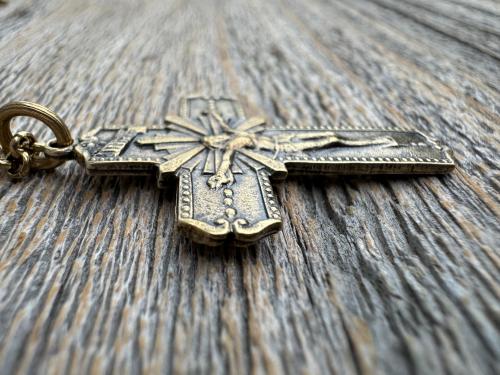 Antiqued Gold Radiant Crucifix Cross, Pendant Necklace, Antique Replica Crucifix, Jesus with Extending Rays, Our Lord Jesus Christ Medallion