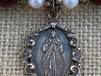 Divine Mercy Chaplet, Rosary Bracelet, Bronze Antique Replica Medal, Jesus I Trust in You, Jasper Gemstones, Freshwater Pearls, St Faustina